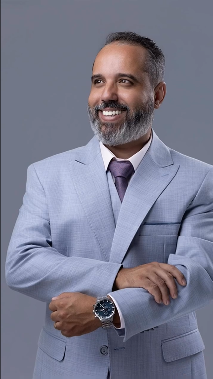 Dr. Rafael Lallo